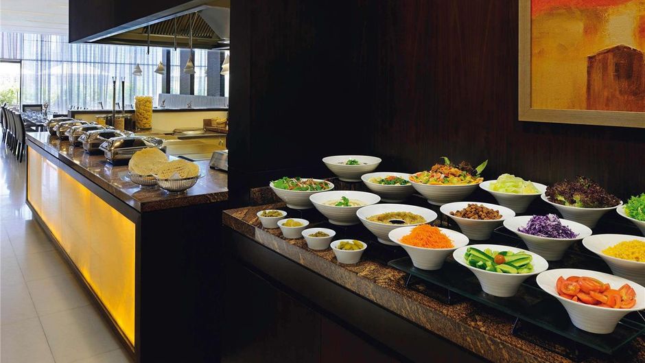 Moevenpick Hotel Apartments Al Mamzar Restaurant