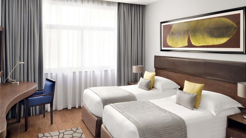 Moevenpick Hotel Apartments Al Mamzar Suite