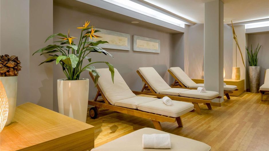 Moevenpick Hotel Amsterdam City Centre Spa