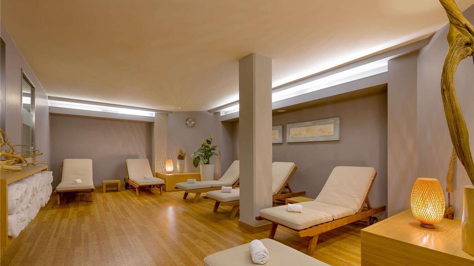 Moevenpick Hotel Amsterdam City Centre Spa