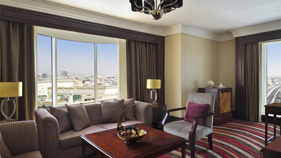Moevenpick Hotel City Star Jeddah Suite