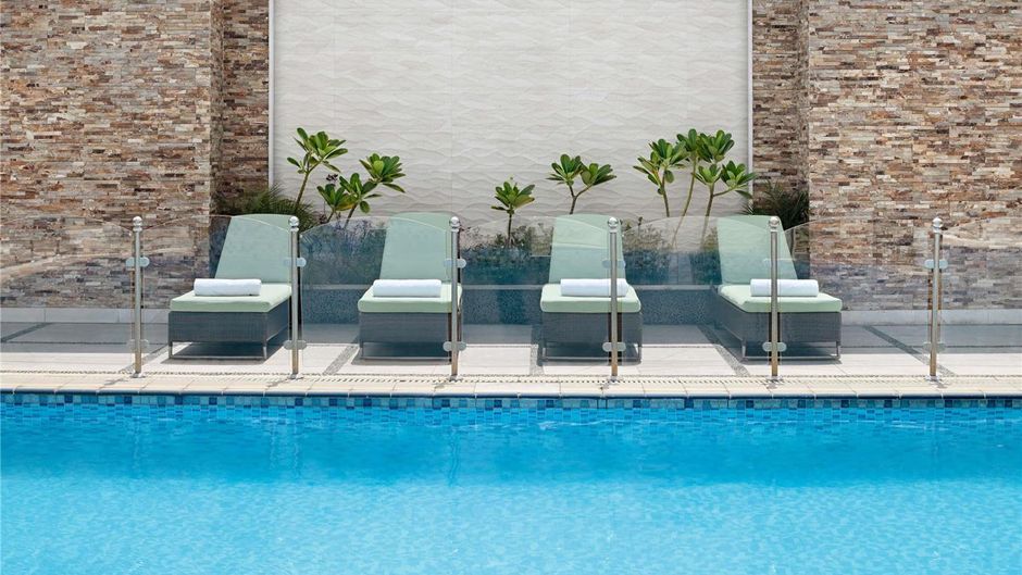 Moevenpick Hotel City Star Jeddah Pool