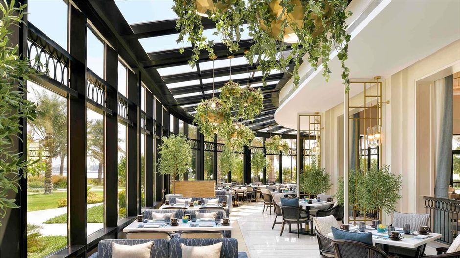 Moevenpick Hotel Bahrain Exterior