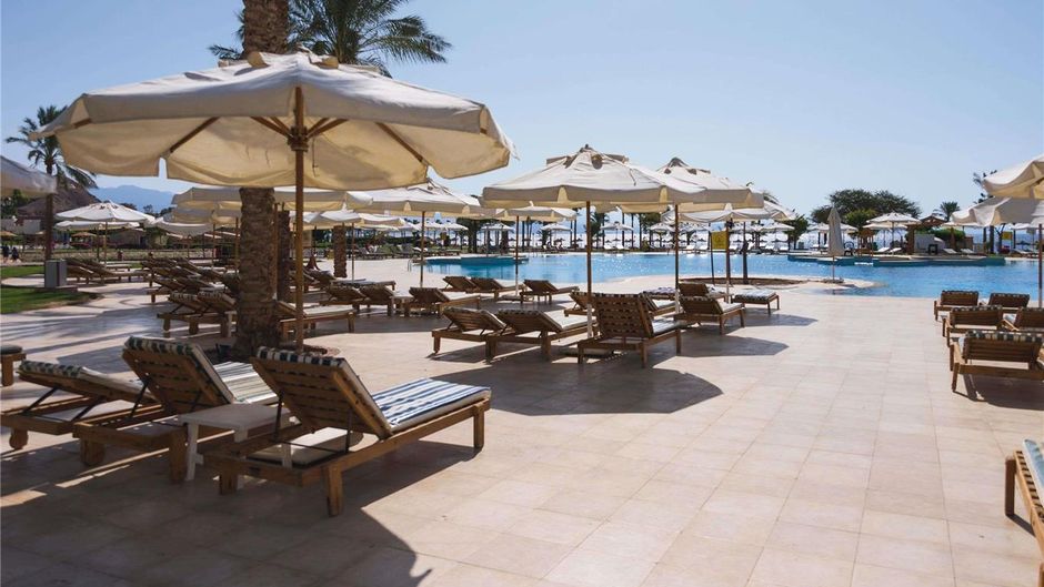 Moevenpick Resort Taba Pool