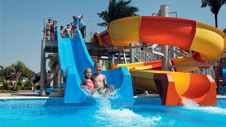 Moevenpick Hotel Casino Cairo-Media City Pool