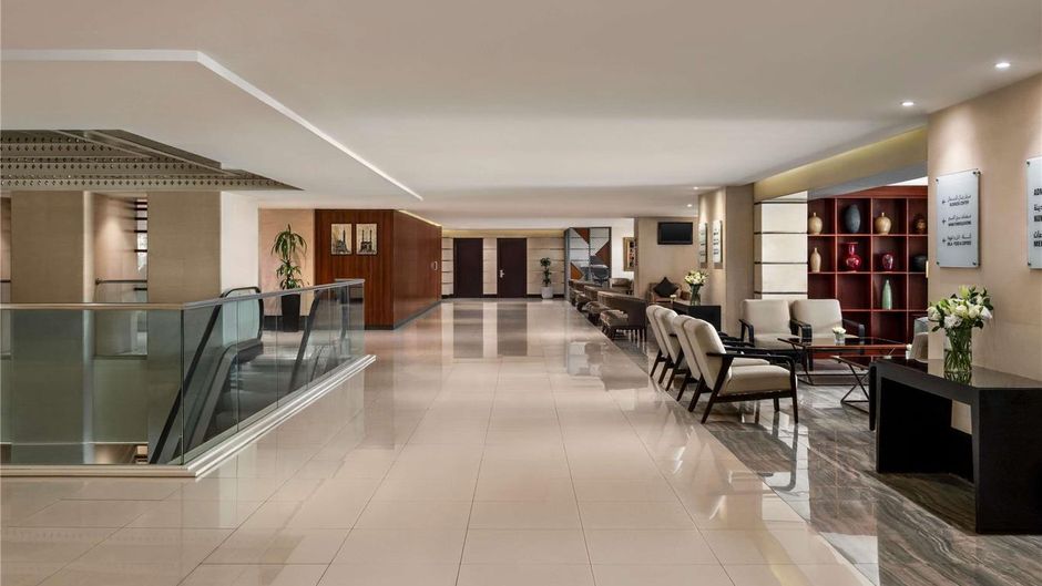 Anwar Al Madinah Moevenpick Hotel Exterior