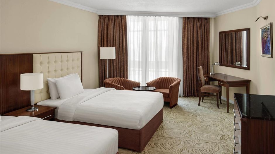 Moevenpick Hotel Karachi Room
