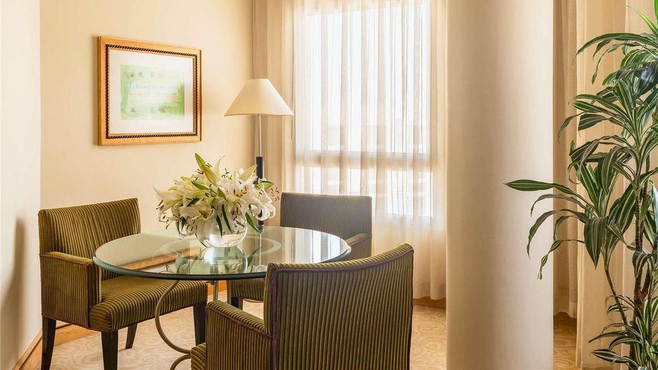 Moevenpick Hotel Doha Room