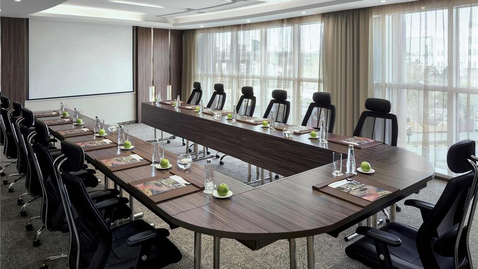 Moevenpick Hotel Qassim Meeting
