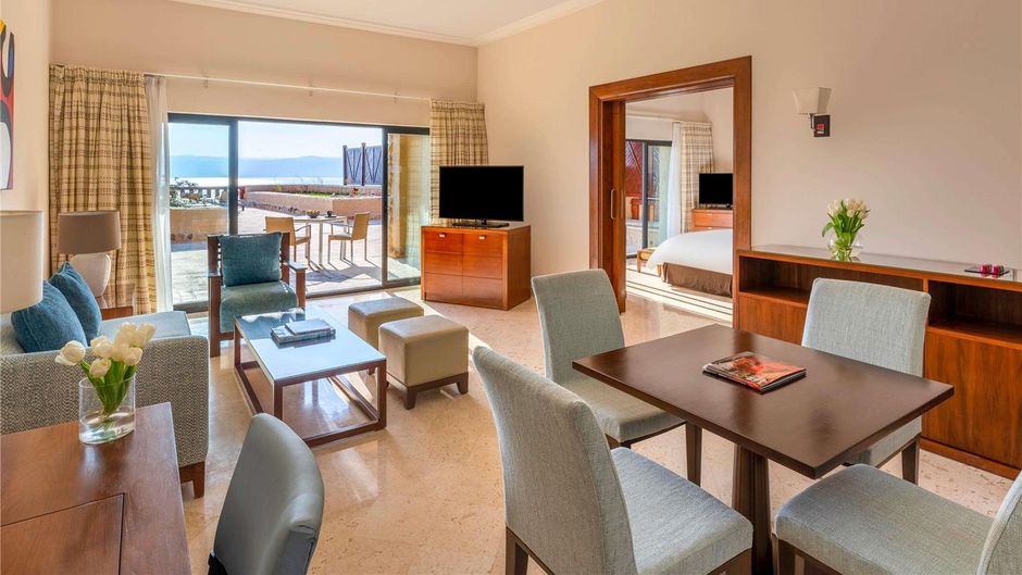 Moevenpick Resort & Spa Dead Sea Suite