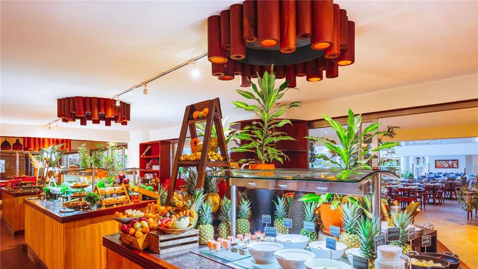 Moevenpick Hotel & Residences Nairobi Restaurant