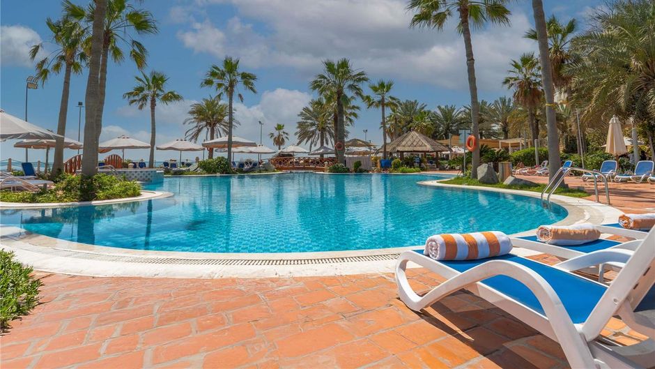 Moevenpick Hotel & Resort  Al Bida'a Pool