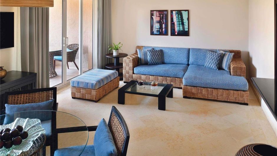 Moevenpick Aqaba Room