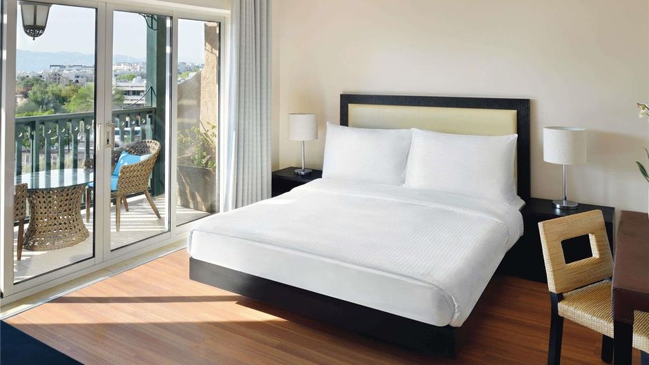 Moevenpick Aqaba Room