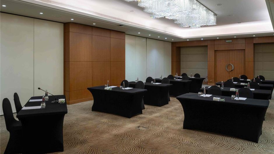 Moevenpick Hotel Beirut Meeting