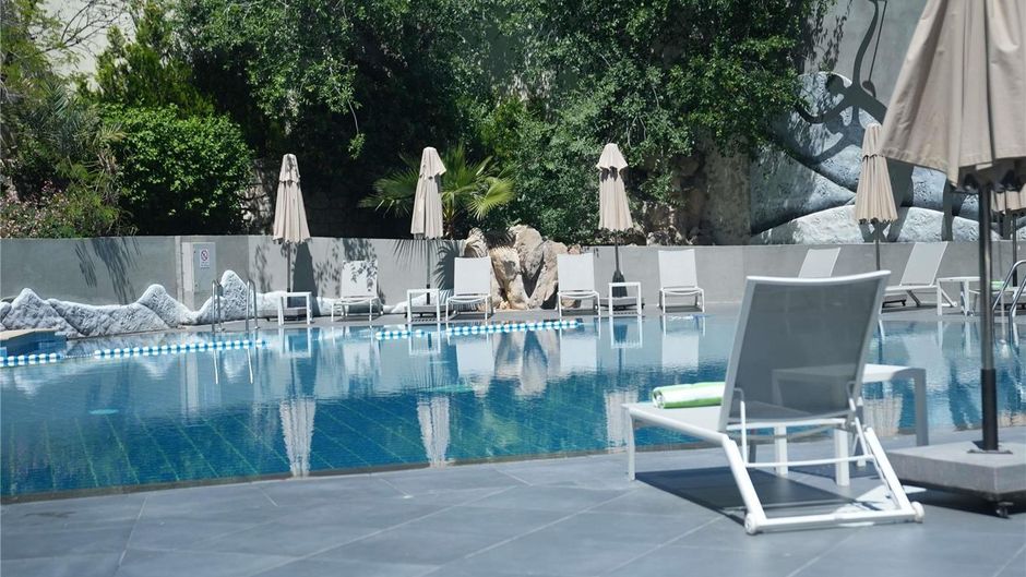 Moevenpick Hotel Amman Pool