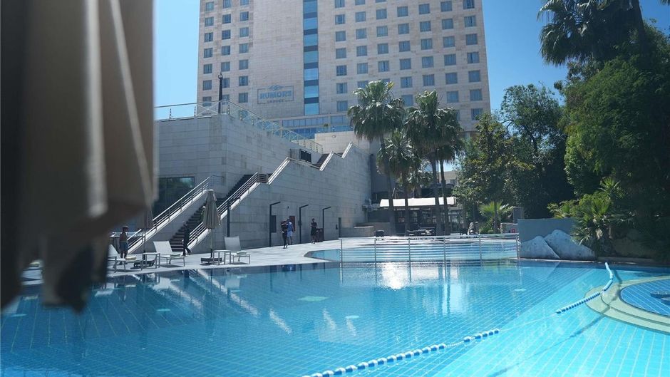 Moevenpick Hotel Amman Exterior