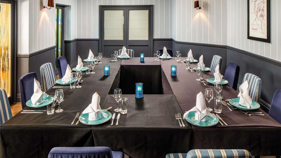 Mercure Oxford Hawkwell House Meeting