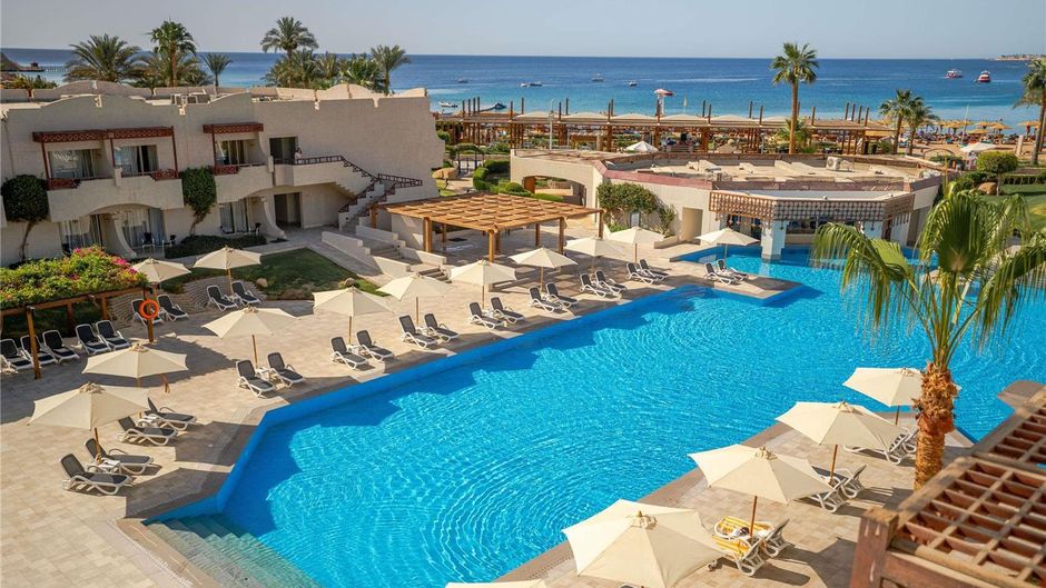 Naama Bay Promenade Beach Resort Pool