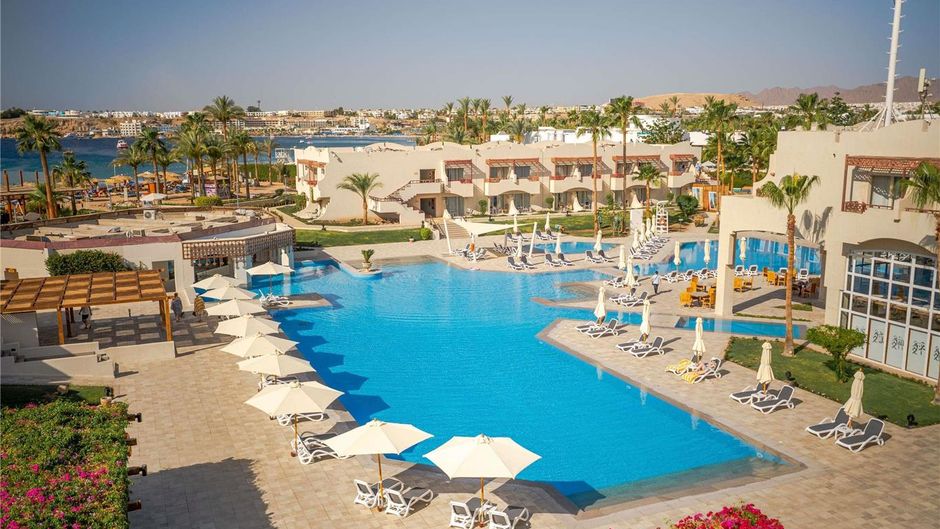 Naama Bay Promenade Beach Resort Pool