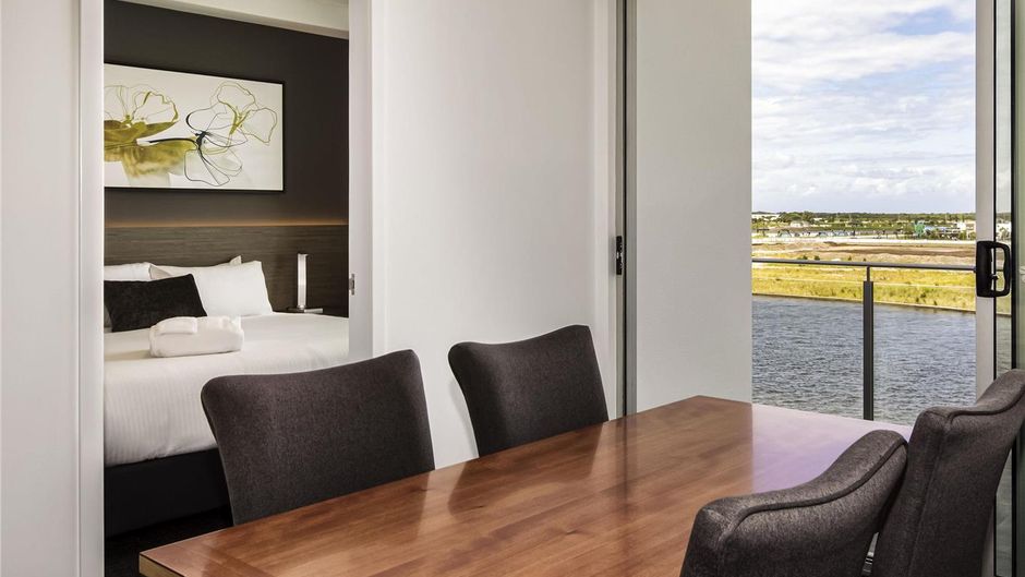 Mercure Sunshine Coast Kawana Waters Room