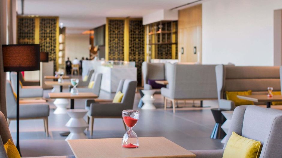 Novotel Muscat Airport Hotel Restaurant