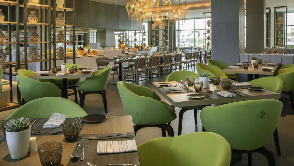 Novotel Muscat Airport Hotel Restaurant
