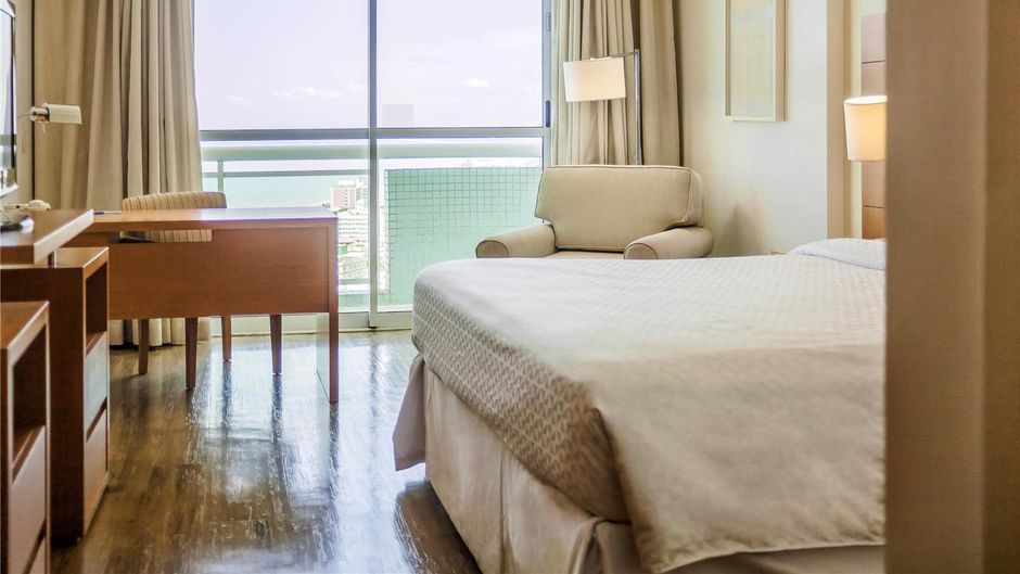 Mercure Macae Room