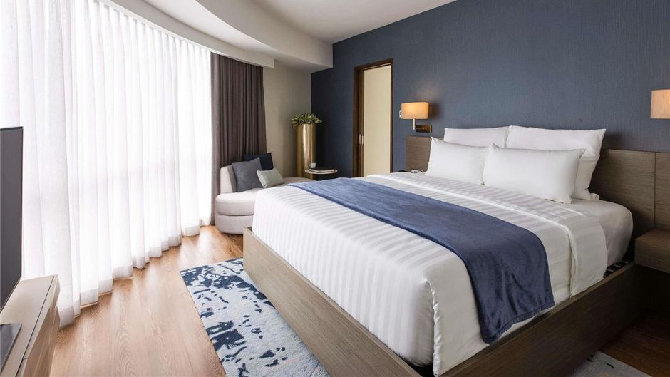 Novotel Suites Manila At Acqua Room