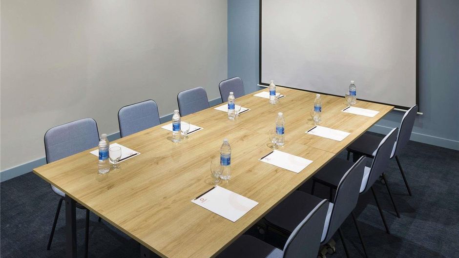Adagio Jeddah City Center Meeting