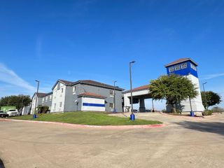 Americas Best Value Inn & Suites
