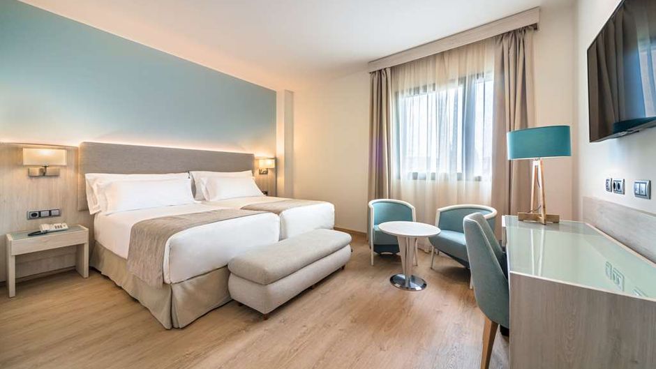 Occidental Sevilla Viapol Room