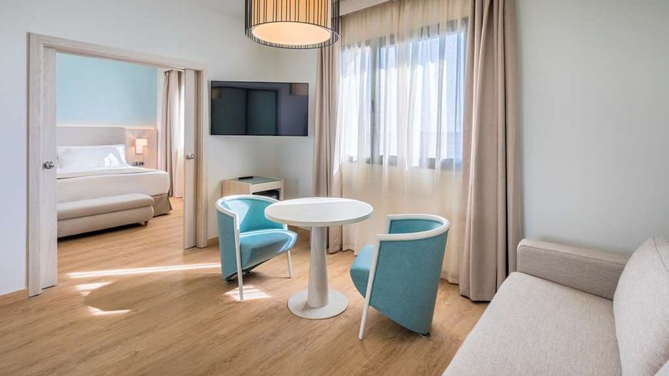 Occidental Sevilla Viapol Suite