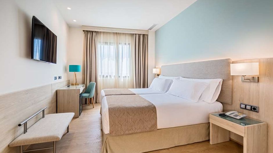 Occidental Sevilla Viapol Room