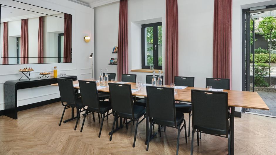 Tulip Residences Warsaw Targowa Meeting