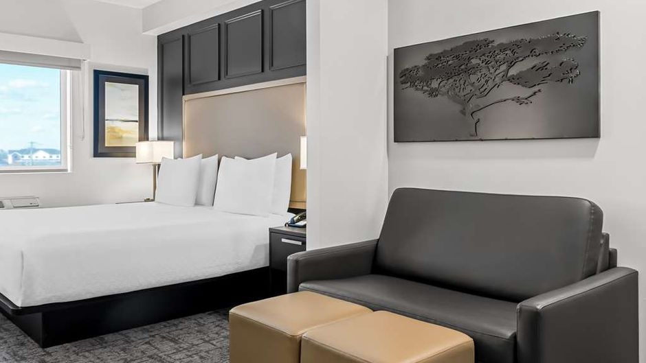 Best Western Plus Winkler Room