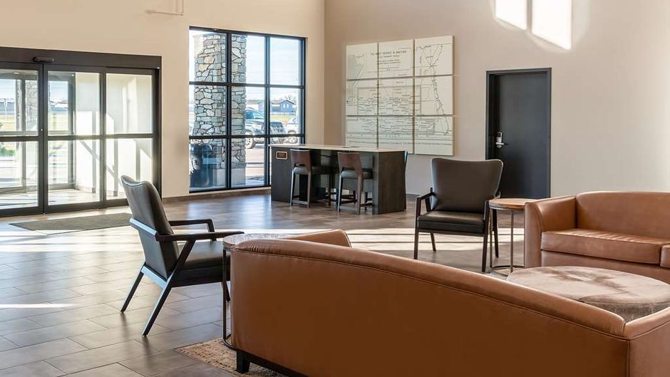 Best Western Plus Winkler Lobby