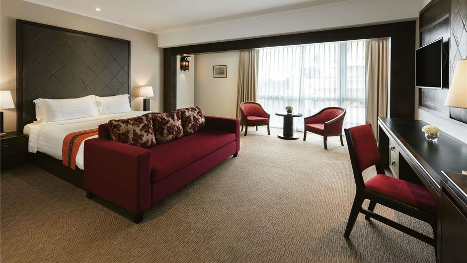 Moevenpick Suriwongse Hotel Chiang Mai Room