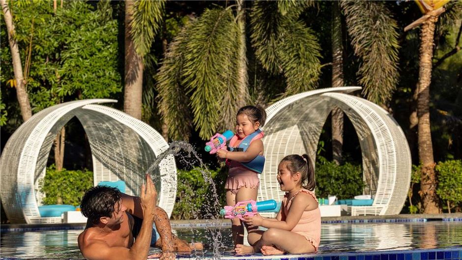 Moevenpick Resort & Spa Boracay Pool