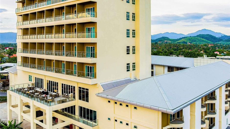 Mercure Langkawi Pantai Cenang Exterior