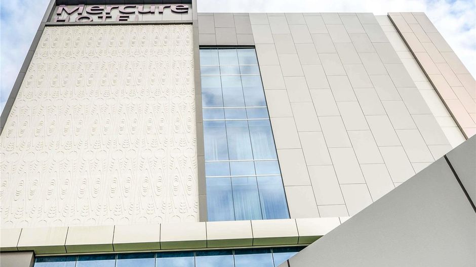 Mercure Jayapura Exterior