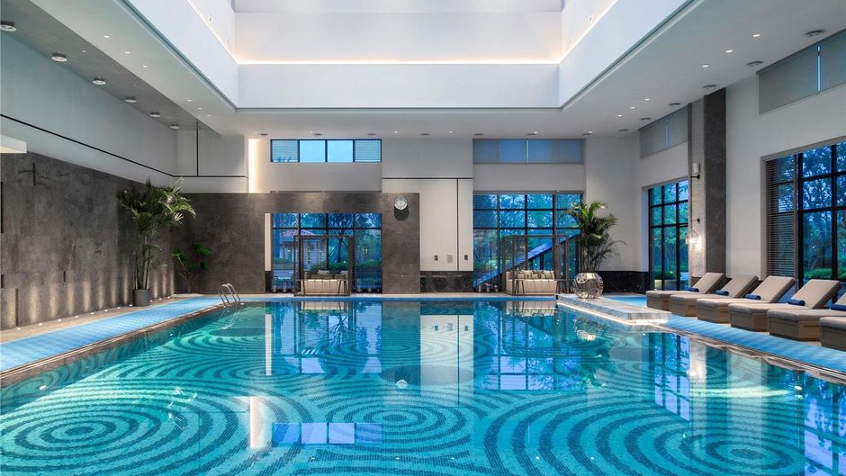 Pullman Yueyang Pool