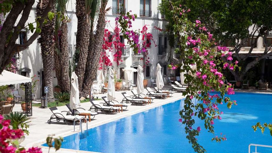 DoubleTree by Hilton Bodrum Marina Vista Pool