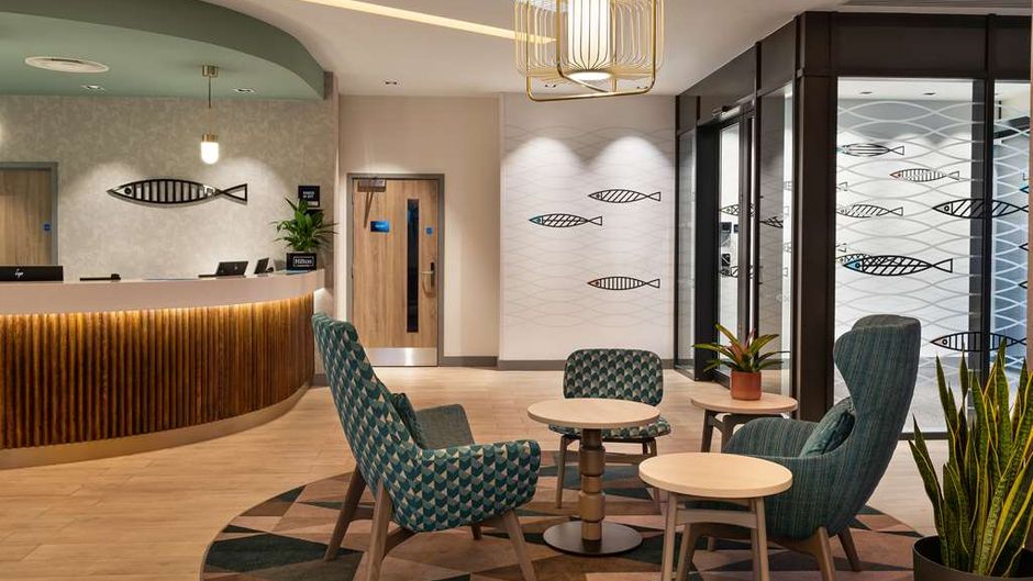 Hampton by Hilton Torquay Lobby