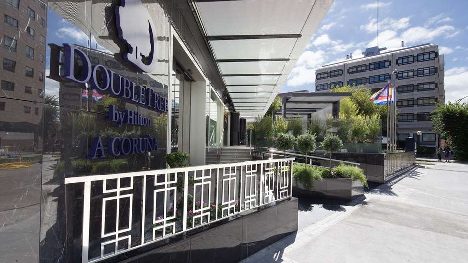 DoubleTree by Hilton A Coruna Exterior