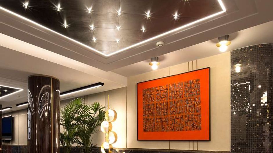 DoubleTree by Hilton A Coruna Lobby