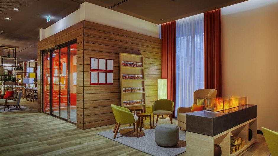 IntercityHotel Hildesheim Lobby
