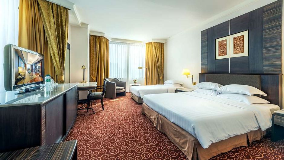 Ramada by Wyndham Bangkok Chaophya Park Room