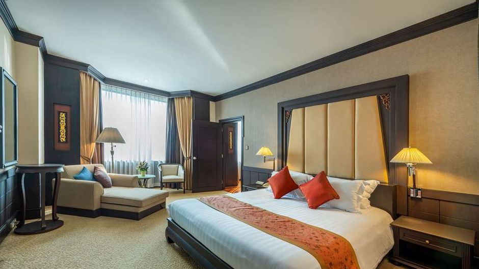 Ramada by Wyndham Bangkok Chaophya Park Room