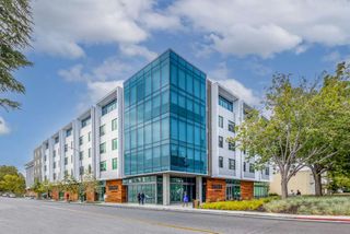 Shashi Hotel Mountain View Urban Resort